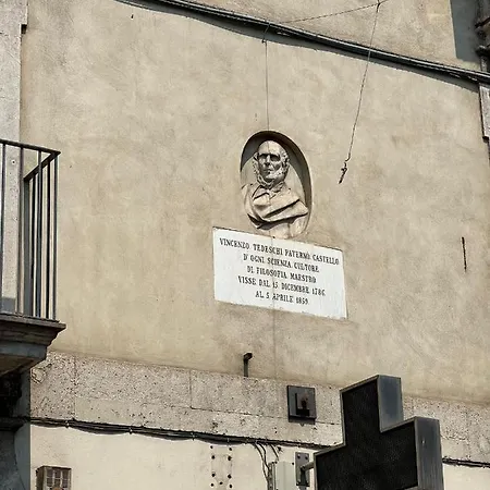 Al Centro Storico Apartment Catania